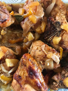Una foto de Pollo a la piña