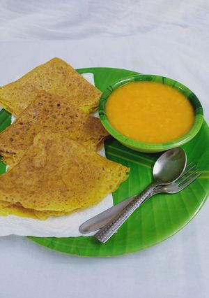 आमरस धिरडेे (aamras dhirde recipe in marathi) रेसिपी चे मुख्य फोटो 