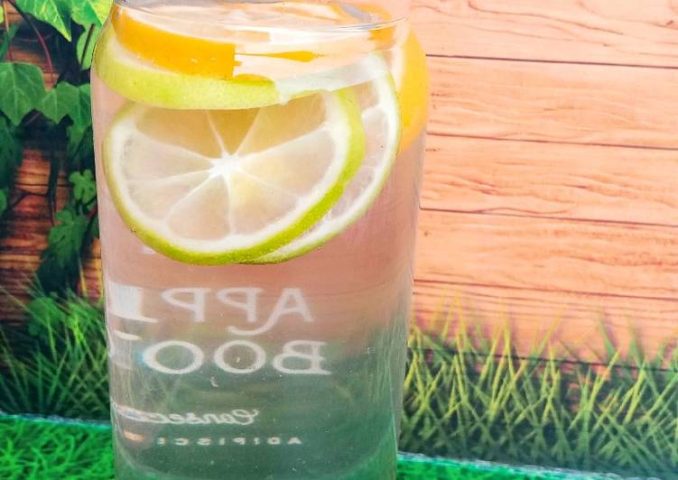 Cara menyajikan Infused Water Anglenip (anggur lemon nipis)  Anti Gagal