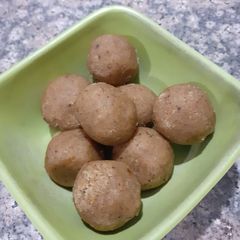 A picture of Instant laddu.