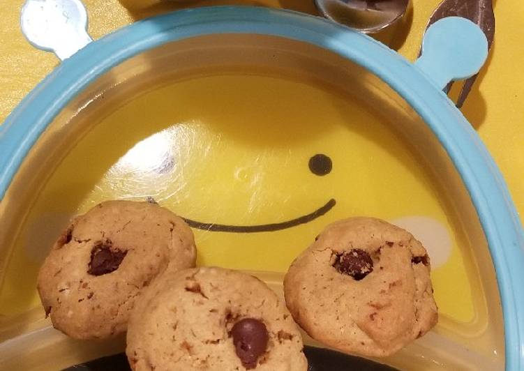 Famous Amos Oatmeals cokies