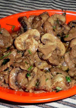 A picture of Kali mirch mushroom.