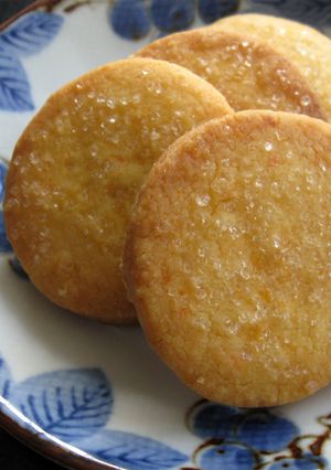 A picture of Sugar Topped Lemon Shortbread.