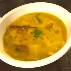 A picture of Dal dhokli.