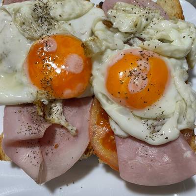 Tostada de desayuno saludable con huevo poché Receta de Marieta - Cookpad