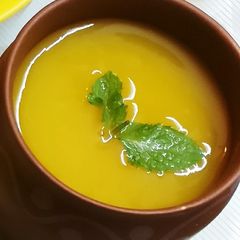 A picture of Aamras.