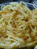 Tallarines aglio olio de la nona