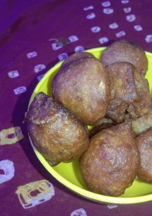 आटे के गुलगुले (Aate ke gulgule recipe in Hindi) रेसिपी मुख्य फोटो