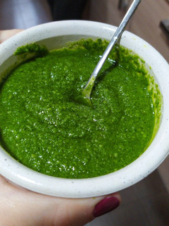 Una foto de Salsa pesto