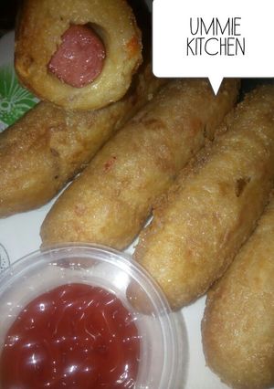 A picture of Yam with sausages.