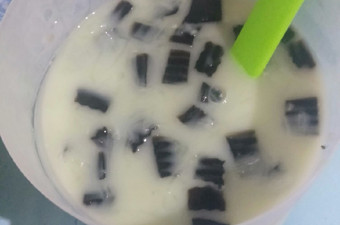 Anti Ribet, Bikin Es TMC (Timun Melon Cincau) Praktis