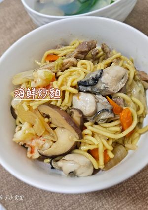海鮮炒麵＆冬瓜蛤蜊湯 的食譜成品照片