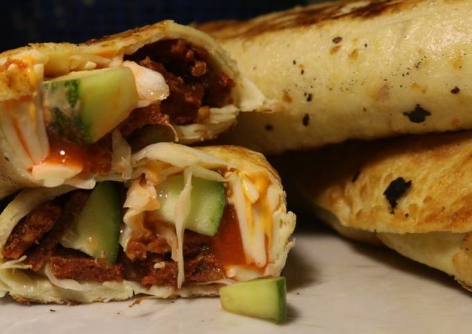 Cara Gampang Menyiapkan Kebab Dendeng Ayam yang Enak Banget