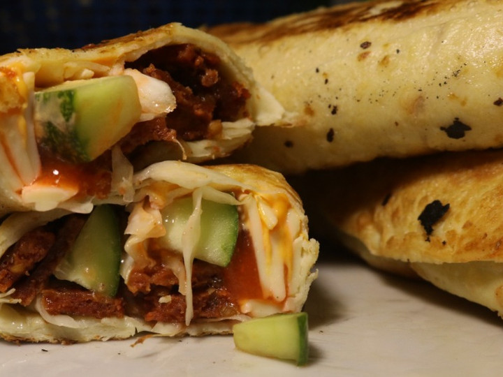 Cara Gampang Menyiapkan Kebab Dendeng Ayam yang Enak Banget