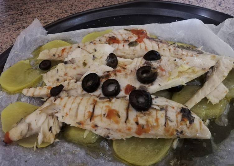 How to Prepare Veloce Filetto di Pesce Castagna con Patate