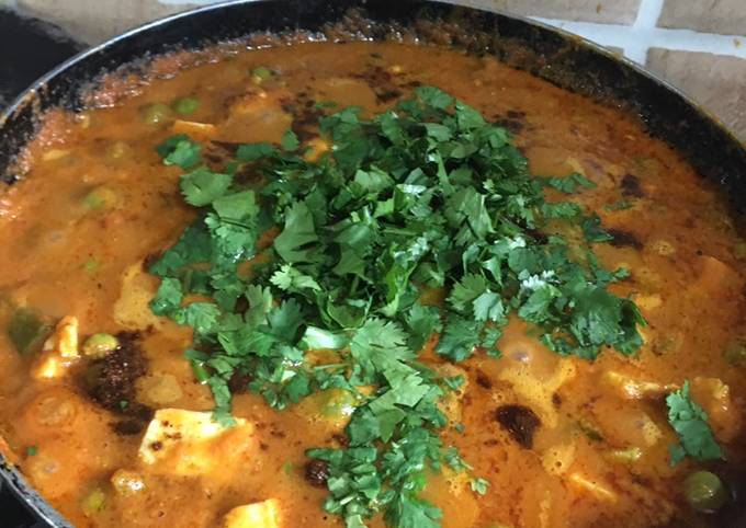 Steps to Prepare Homemade Mutter paneer