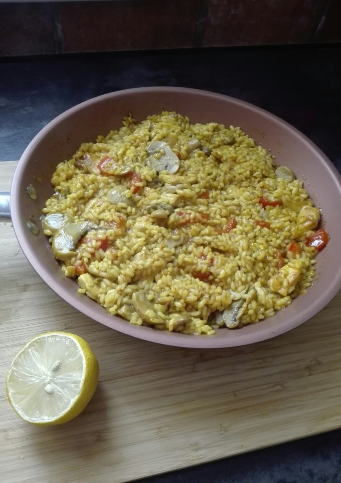 Una foto de Arroz con pollo rápido y resultón!!!