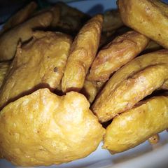 Basic Aaloo pakora A picture of Basic Aaloo pakora.