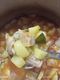 Foto principal de Patatas con pata de ternera
