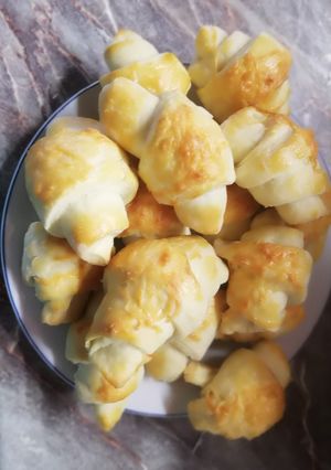 Sajtos croissant đ„ (mindent bele, finom leszel) đ recept fotĂłja