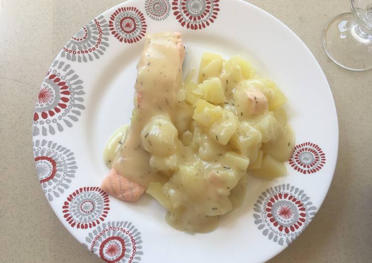 La Recette Pas à Pas Saumon sauce blanche et ses pommes de terre