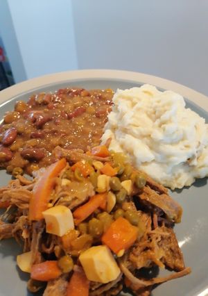 Una foto de Ropa vieja o Carne Mechada