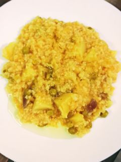 अरहर दाल की खिचड़ी (arhar dal ki khichdi recipe in Hindi) रेसिपी मुख्य फोटो