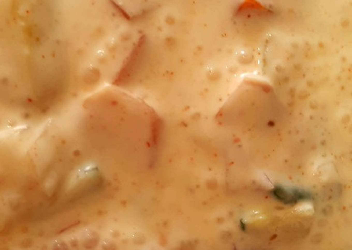 Japanese cucumber,onion and tomato raita