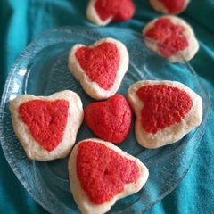 A picture of Heart Cookies.