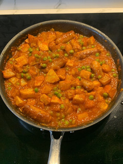 Una foto de Salchichas en salsa