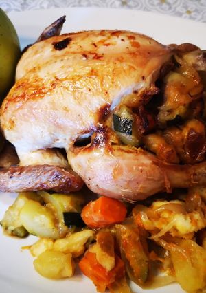 Foto di Pollo ripieno di mele e zucchine