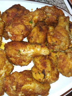 Una foto de Muslitos de pollo frito🍗🍗