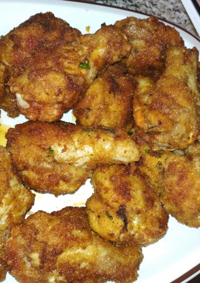 Una foto de Muslitos de pollo frito🍗🍗