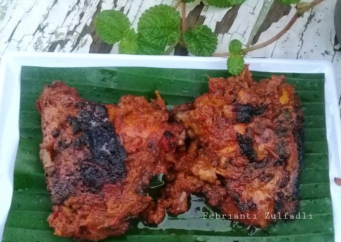 Ayam bakar taliwang