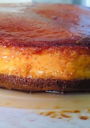 A picture of Chocoflan.