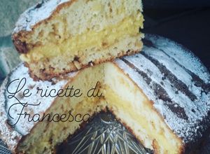 Foto di Torta al torrone con crema pasticcera al torrone