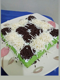 Foto resep Bolu Kukus Pandan Coklat Keju