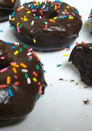 Una foto de Donuts doble chocolate