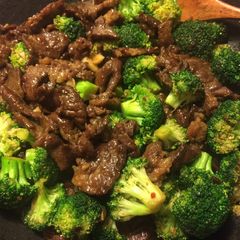 A picture of Stirfry Beef & Broccoli.