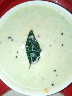 தேங்காய் பொட்டுக்கடலை தண்ணீர் சட்னி(Thenkaai pottukadalai thanner chutney recipe in tamil) செய்முறை முக்கிய புகைப்படம்