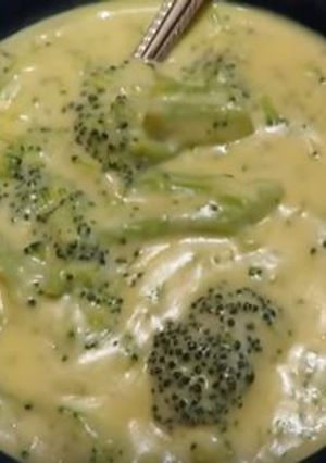 Una foto de Sopa De Brócoli Y Queso