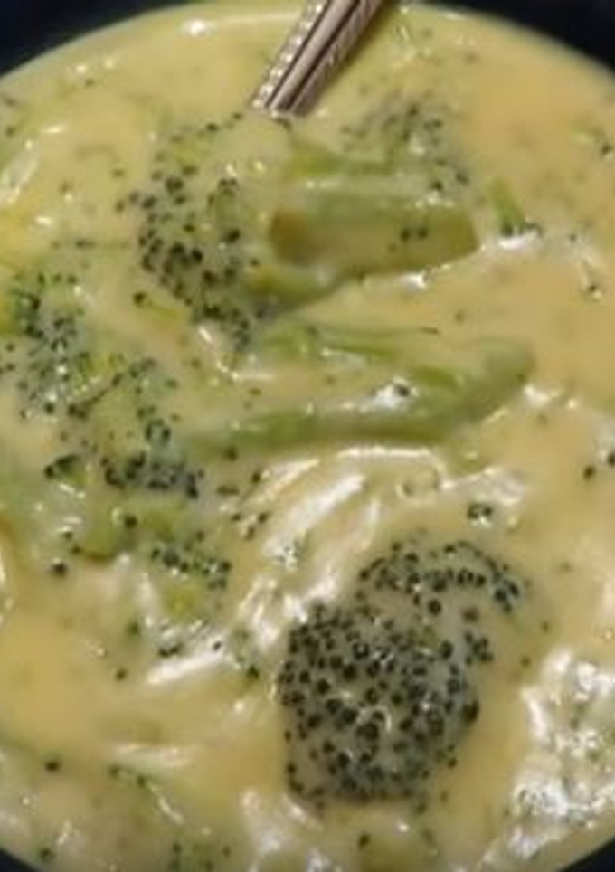 Una foto de Sopa De Brócoli Y Queso