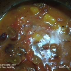 A picture of Tomato dates chutney.