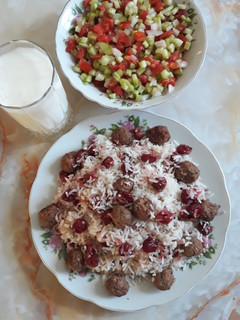 عکسی از دستور آلبالو پلو
