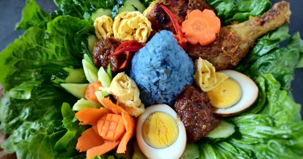 Nasi Lemak Biru/Nasi Lemak Bunga Telang (Nasi Tumpeng Mini Bunga Telang)