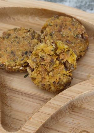 Una foto de Mini burgers de lentejas y calabaza (BLW)