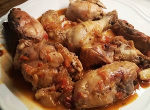 Foto principal de Pollo guisado al cardamomo y cilantro