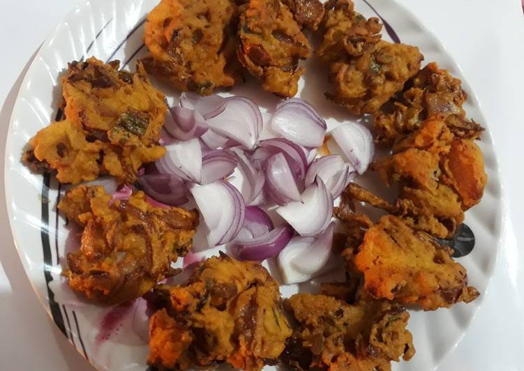 How to Prepare Any-night-of-the-week Kanda bhajiya