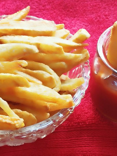 ફ્રેન્ચ ફ્રાય (French Fry Recipe In Gujarati) રેસીપી મુખ્ય ફોટો