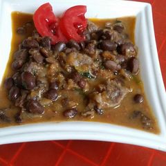 A picture of Njahi stew.